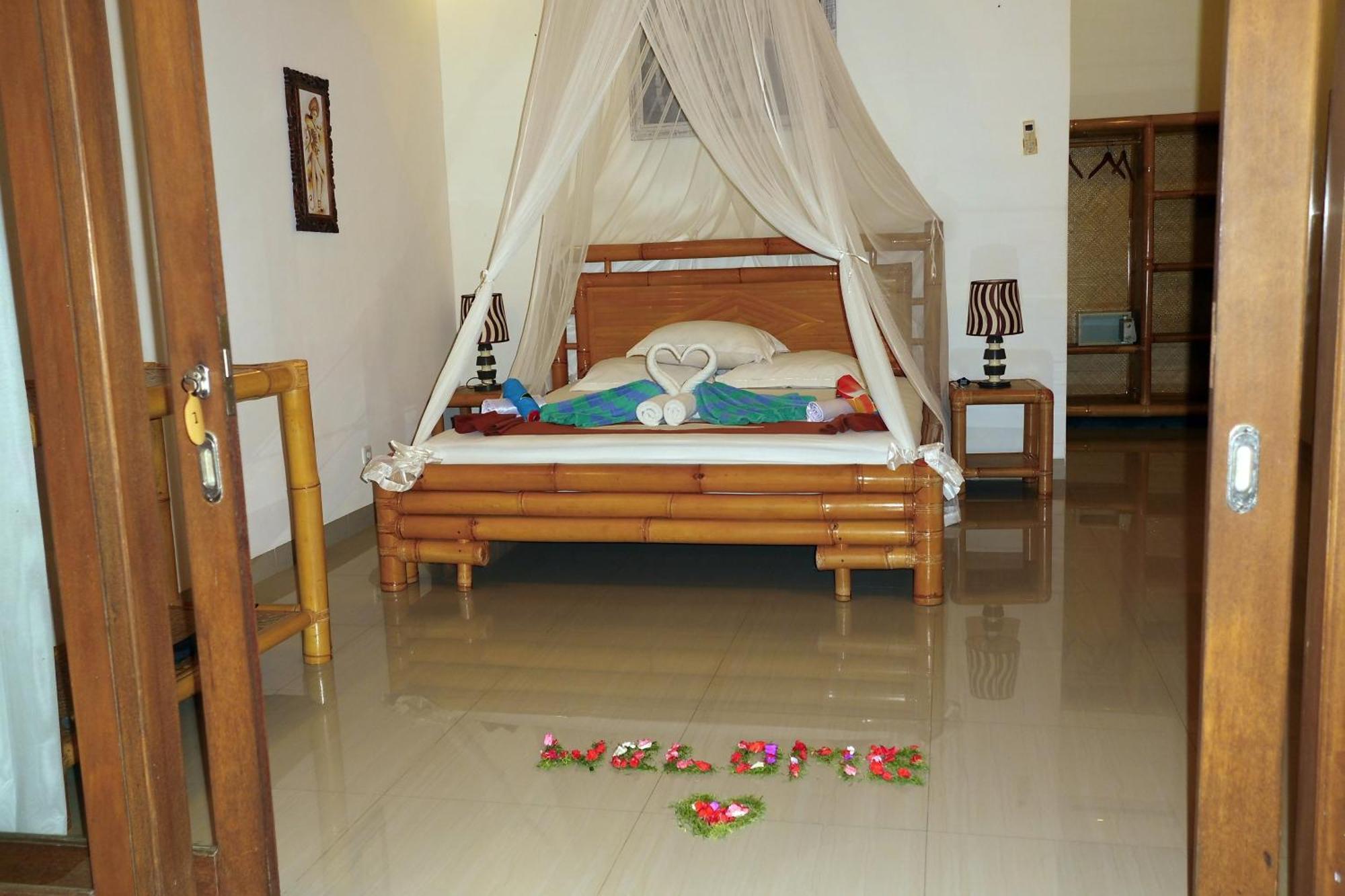 Hotel Alam Mimpi Bali Tejakula Esterno foto